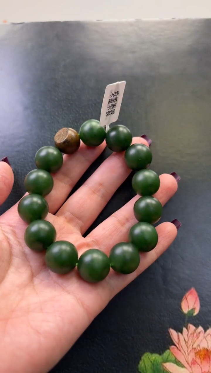 和田玉未镶嵌手串手串