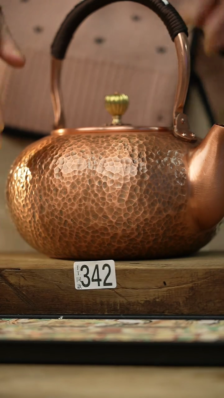 【闪购商品】瓷片设计师手作款 手工捶打铜壶