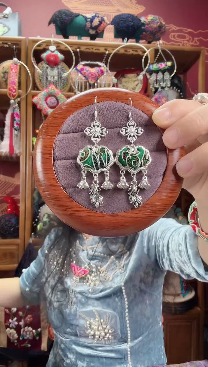 刺绣耳环61甜甜家