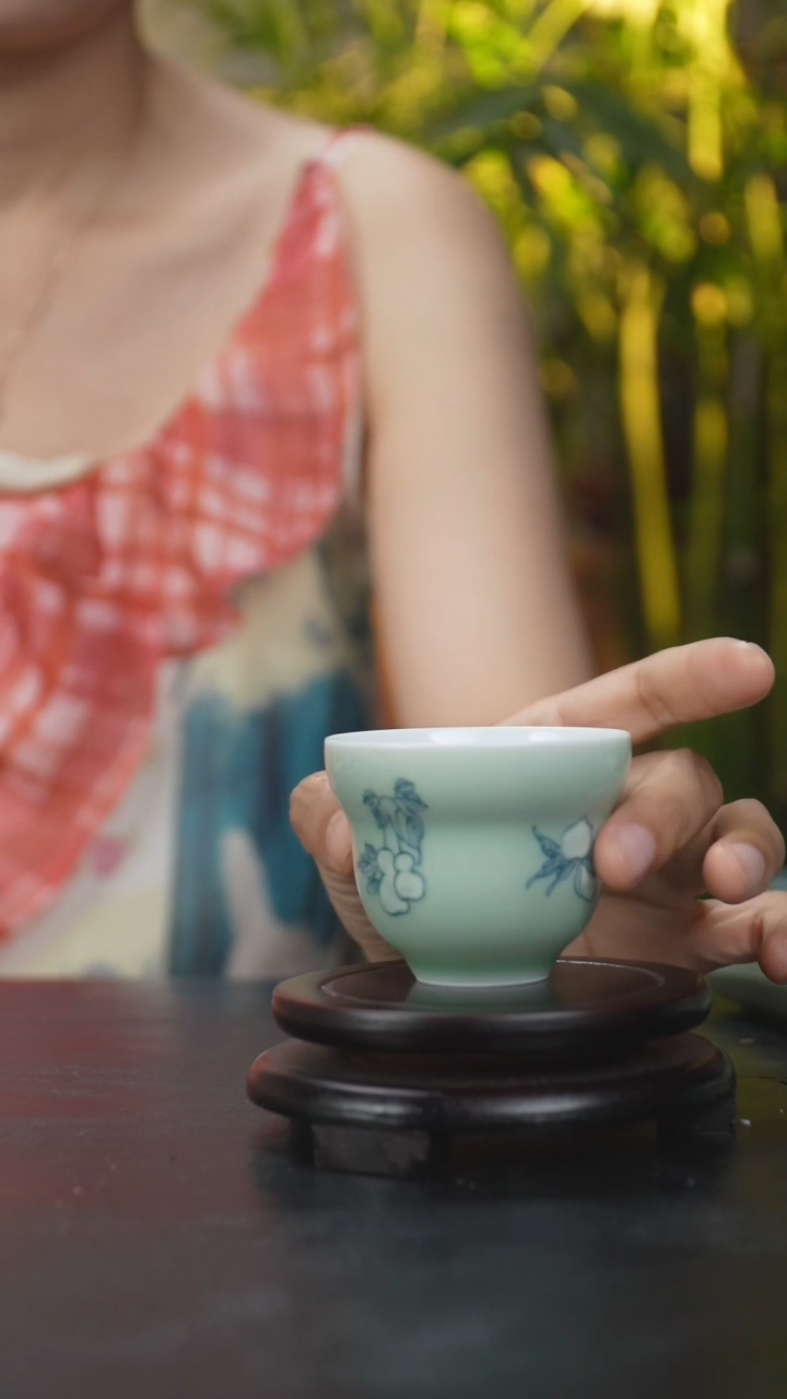 景德镇手工葫芦绿杯子