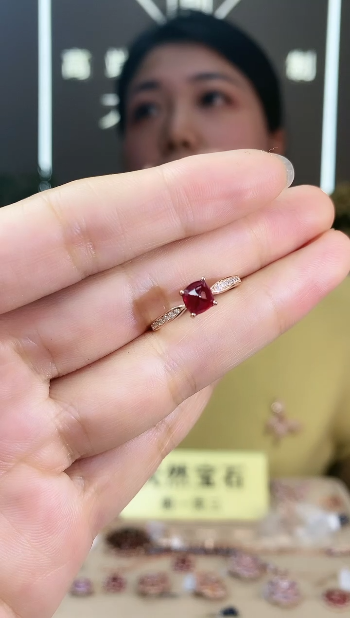 【闪购商品】红宝石手饰银S925镶嵌手饰