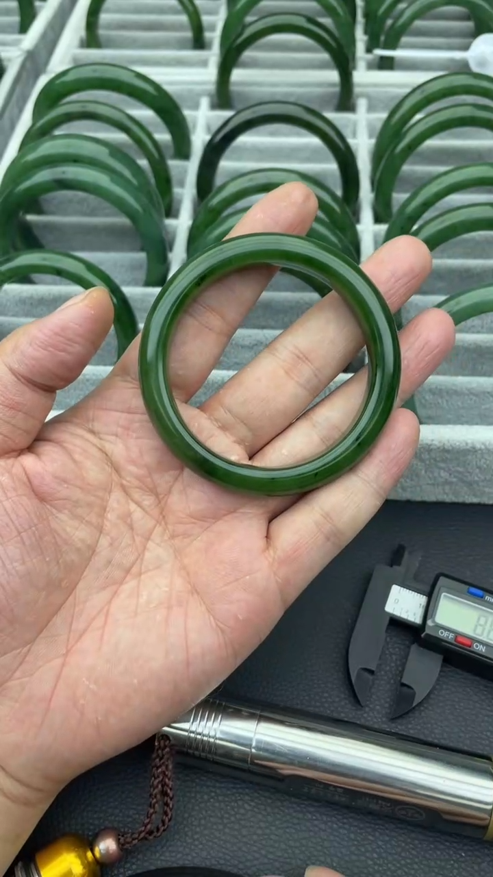 未镶嵌手镯和田玉（碧玉）85-57.1