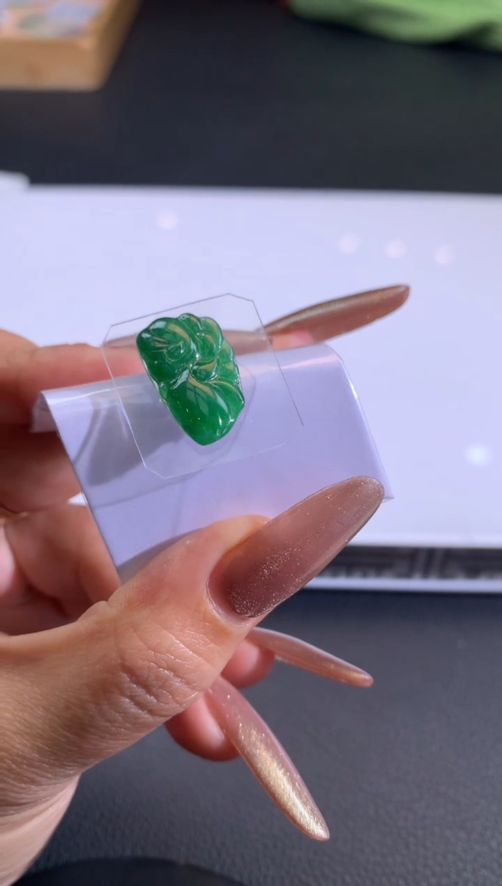 【闪购商品】定制翡翠未镶嵌翡翠