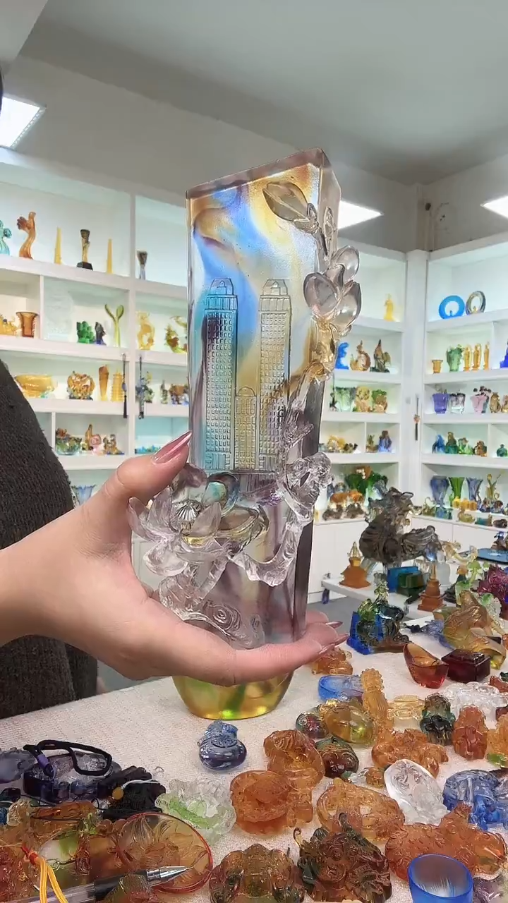 手工艺品琉璃肥****?玉兰花