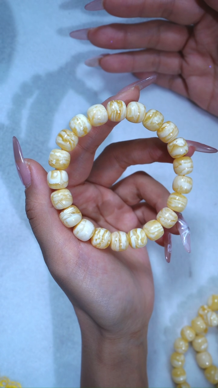 【闪购商品】蜜蜡手链未镶嵌典藏级10.5mm金瓷白虎皮妖花