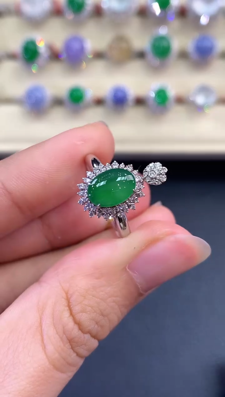 【闪购商品】翡翠戒指18K金镶嵌 B72       