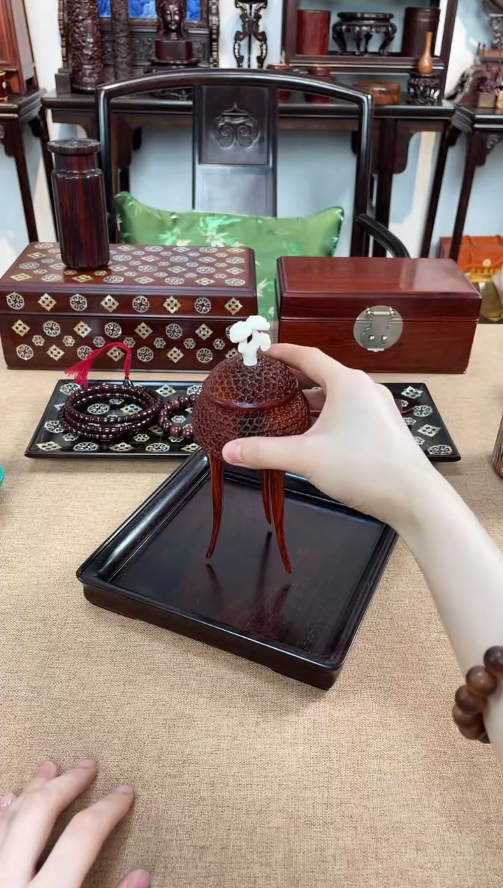 紫檀木类成套家具鬼工