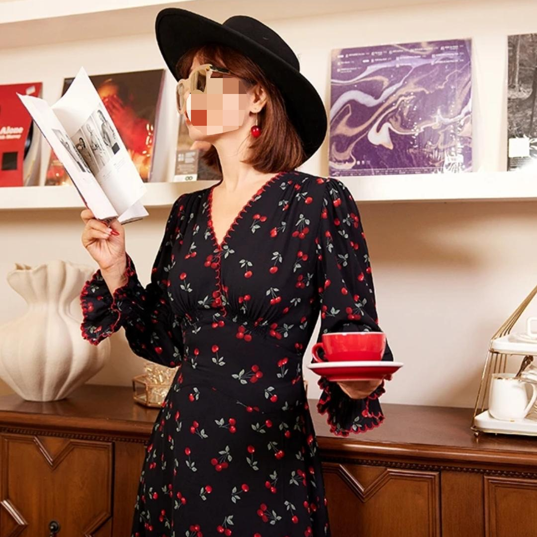 法式浪漫轻奢黑色车厘子印花长袖茶歇裙刺绣立裁显瘦连衣裙 70618