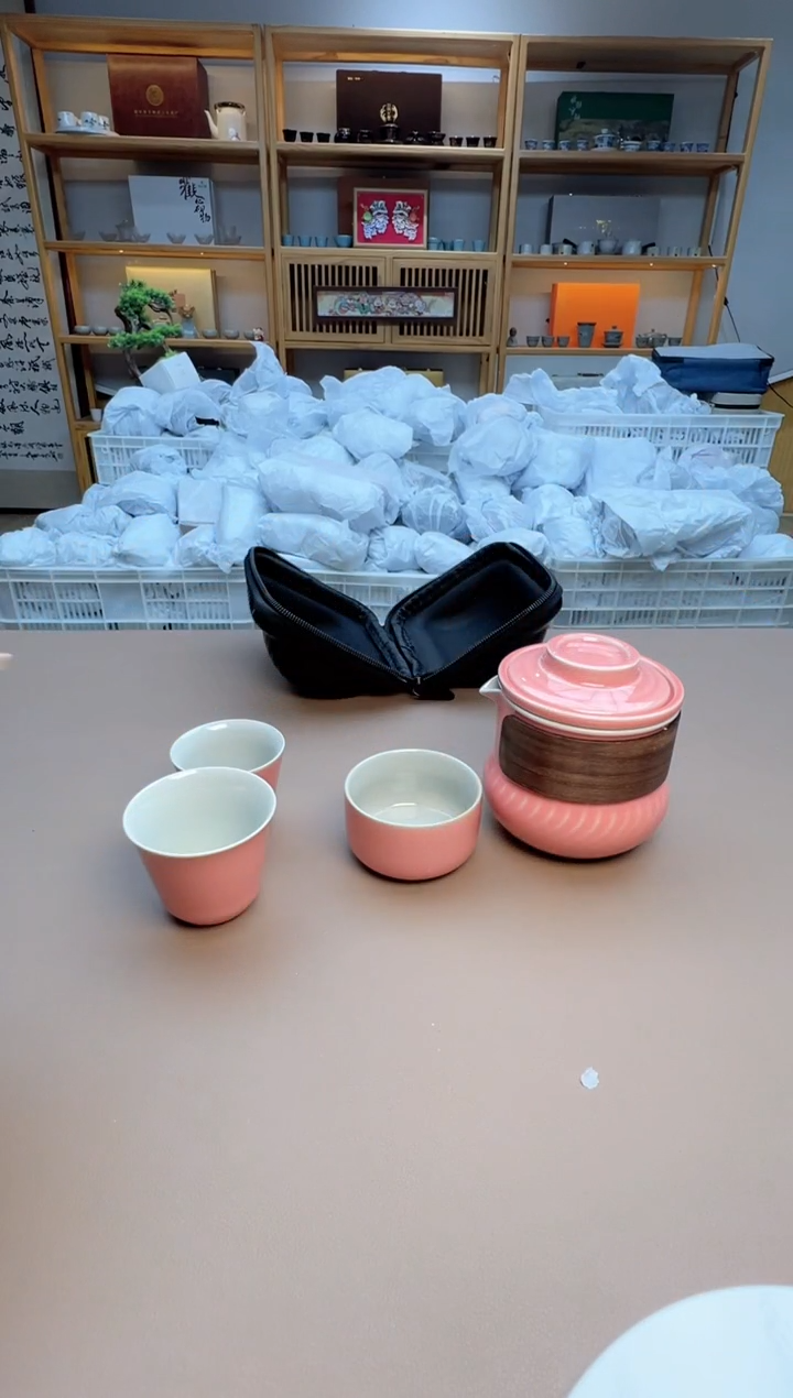 【闪购商品】摆件瓷制品S1111111111111