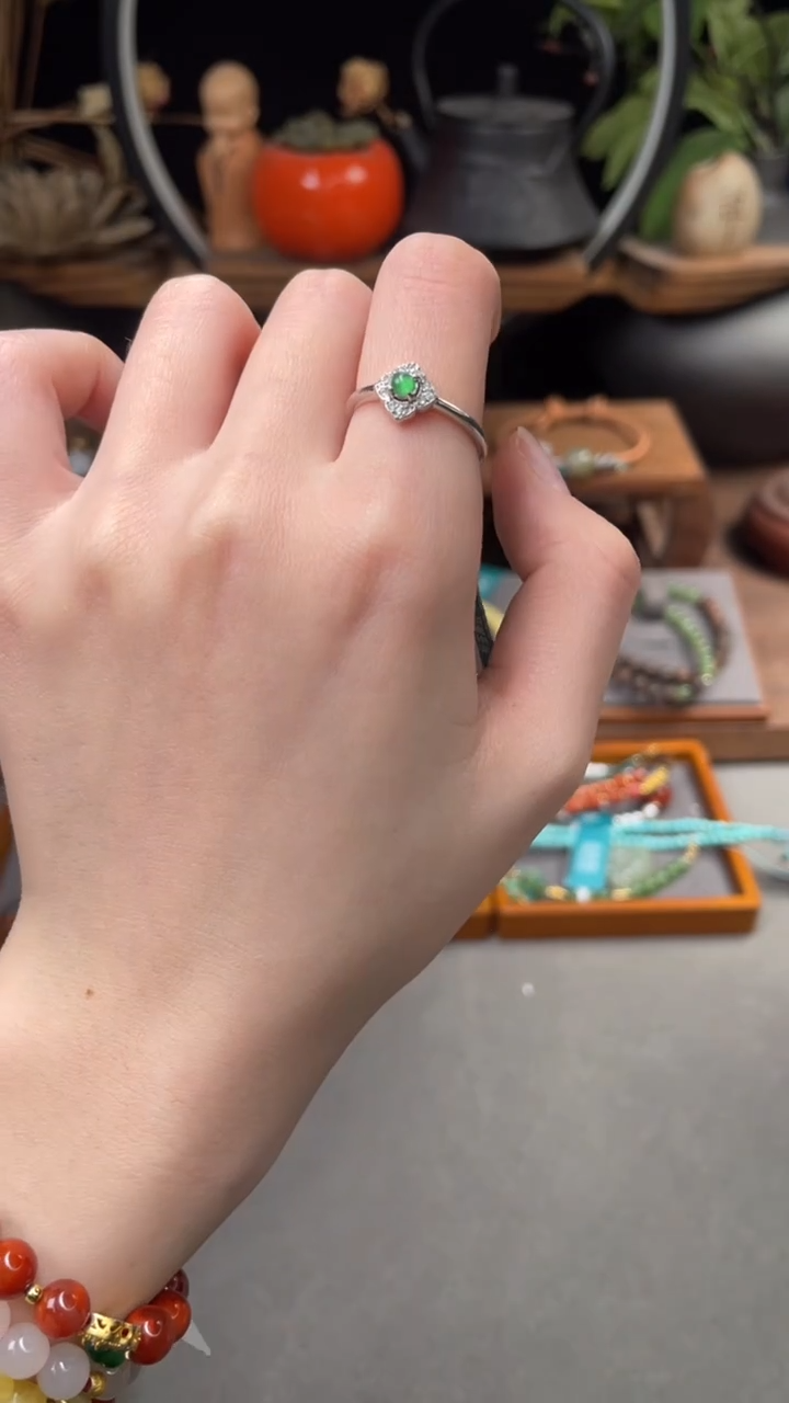 【闪购商品】翡翠手饰未镶嵌@@E021H014639