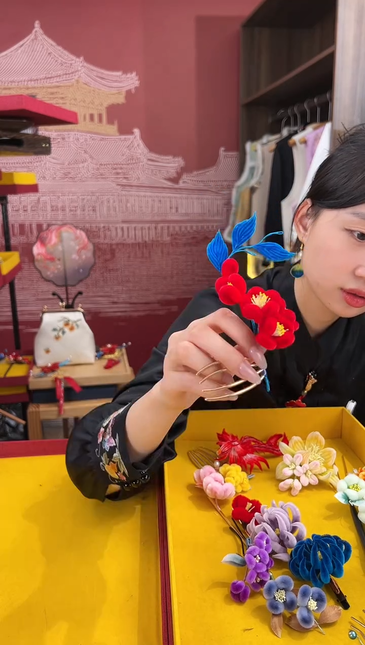 【闪购商品】刺绣非遗绒花（发饰）