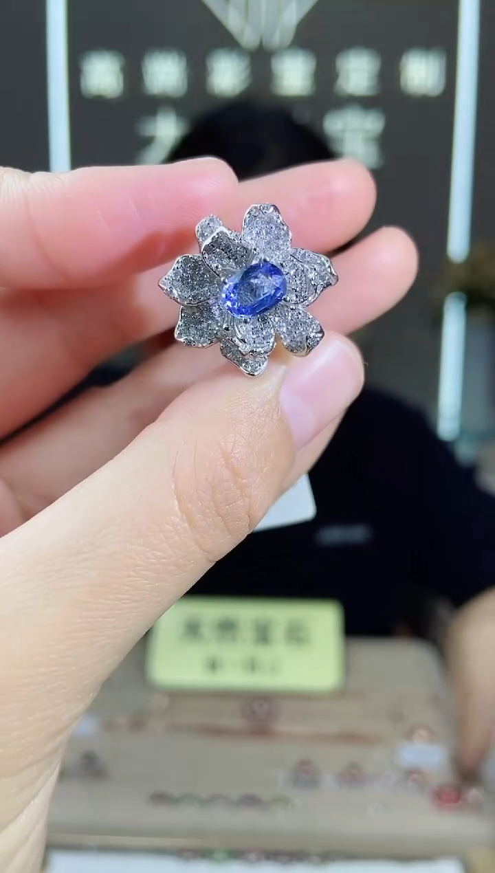 【闪购商品】蓝宝石手饰银S925镶嵌手饰