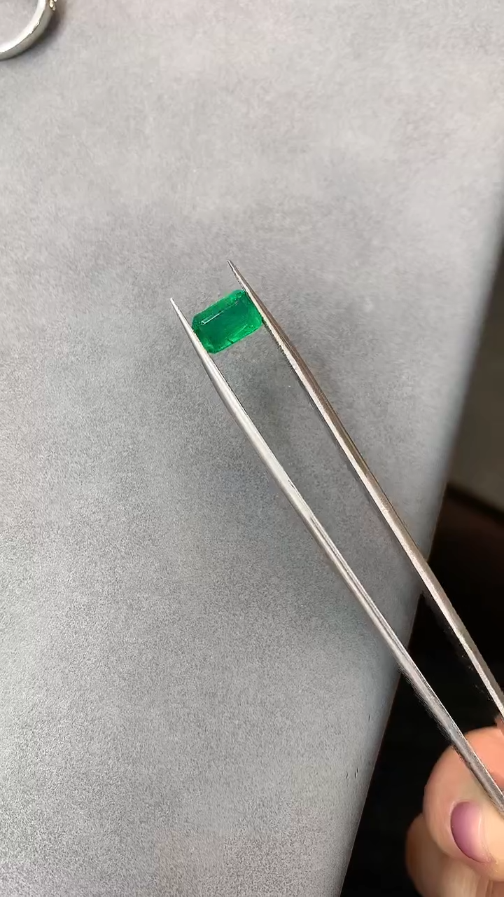 裸石祖母绿祖母绿裸石2.15ct