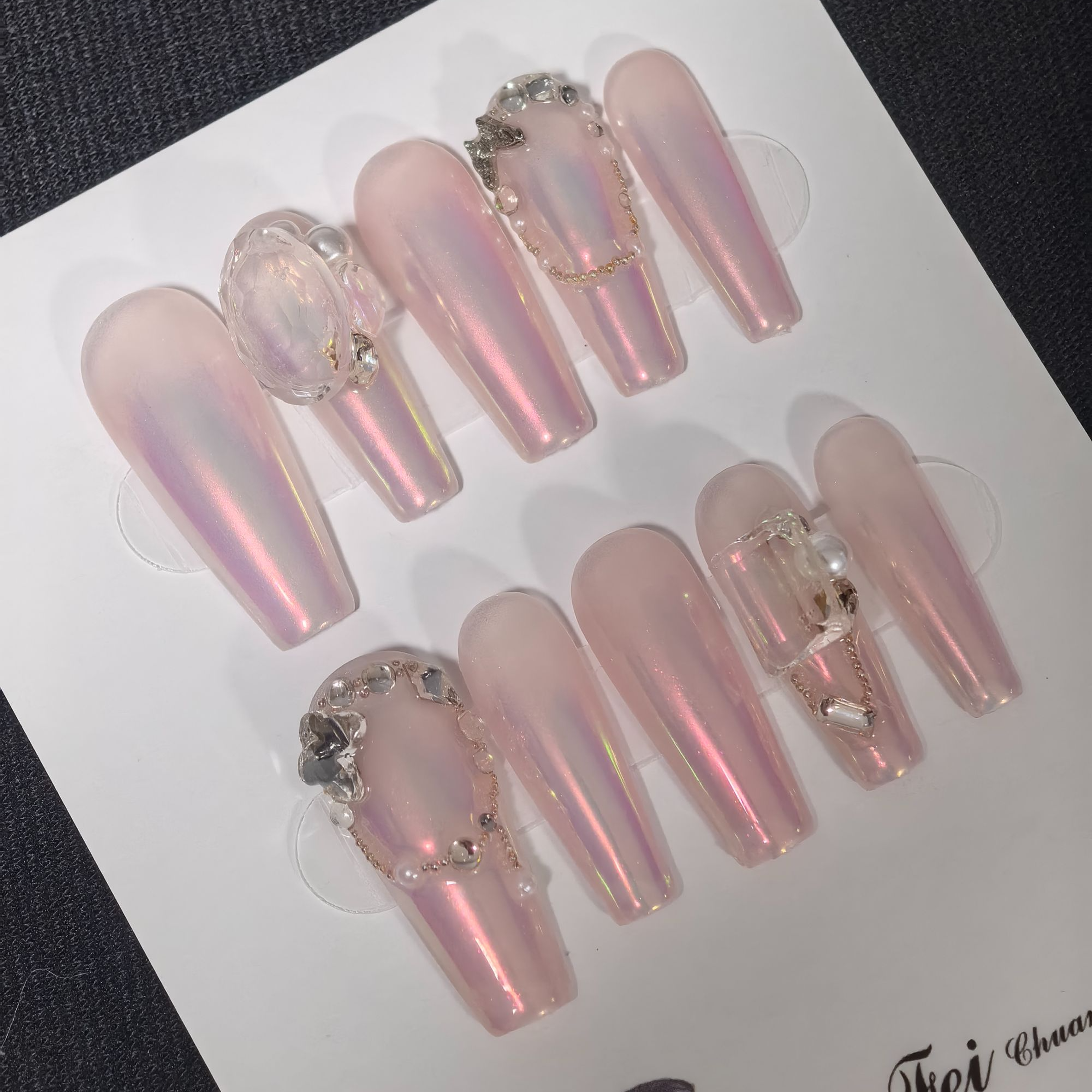 2025新款梦幻珍珠纯手工穿戴甲