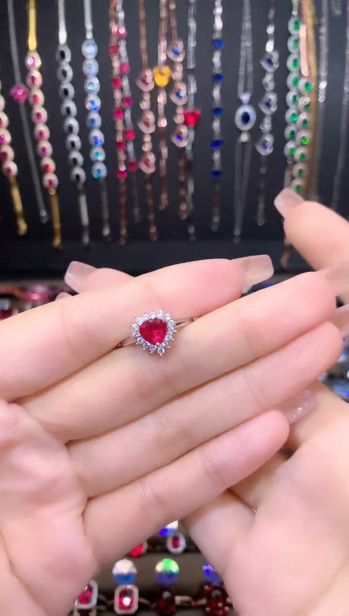 【闪购商品】红宝石戒指银S925镶嵌银色