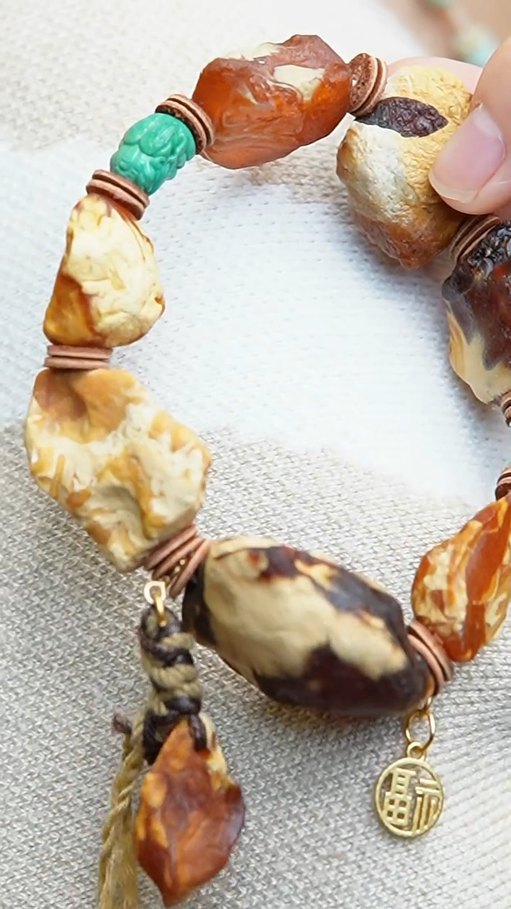 【闪购商品】琥珀裸石未镶嵌原石