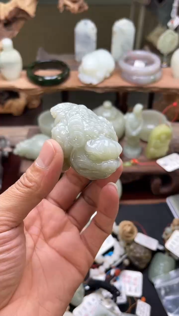 【闪购商品】和田玉手把未镶嵌且末迪克兰 金蟾