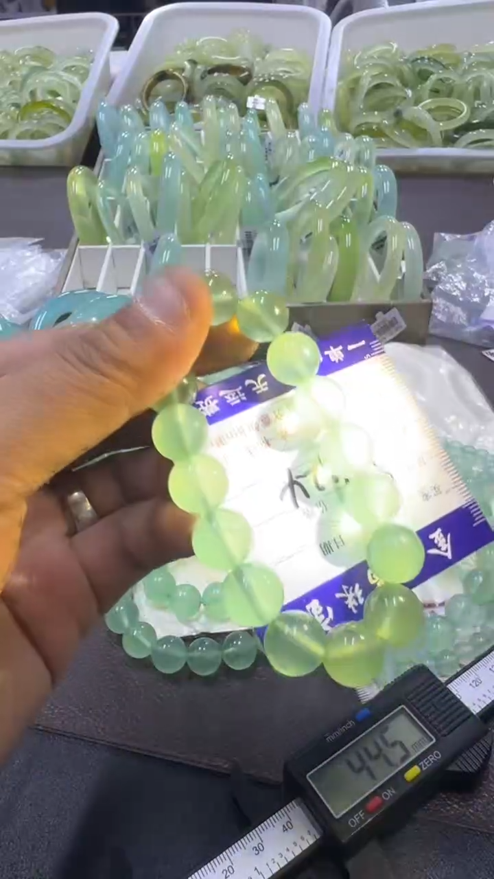 未镶嵌蛇纹石玉手镯11