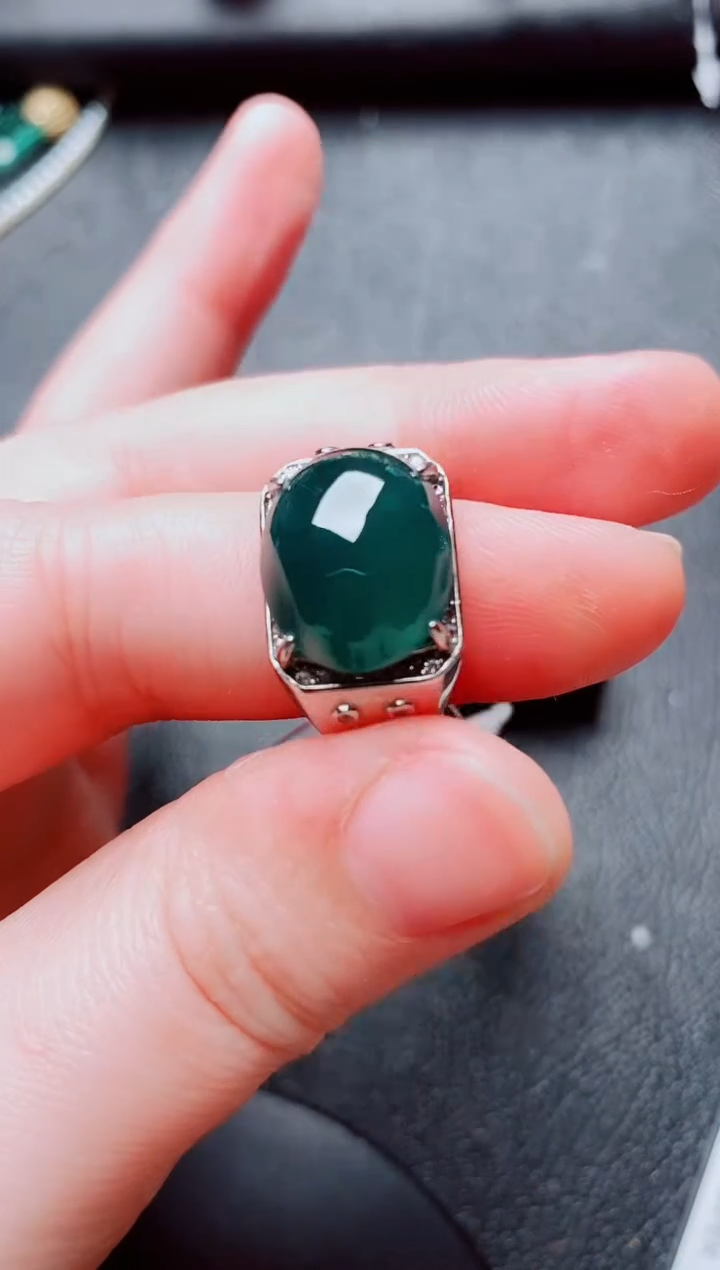 银S925镶嵌戒指翡翠111