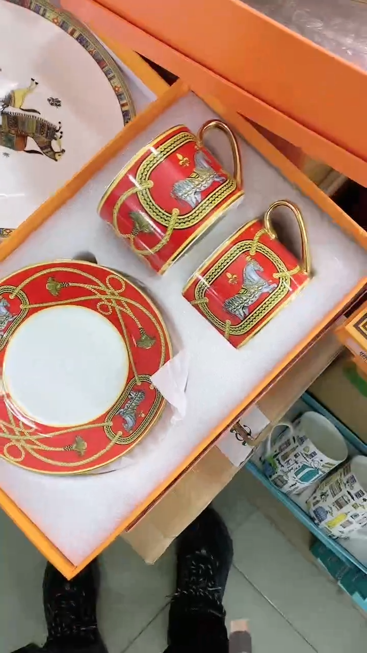 【闪购商品】瓷片大漂亮，一件不留--