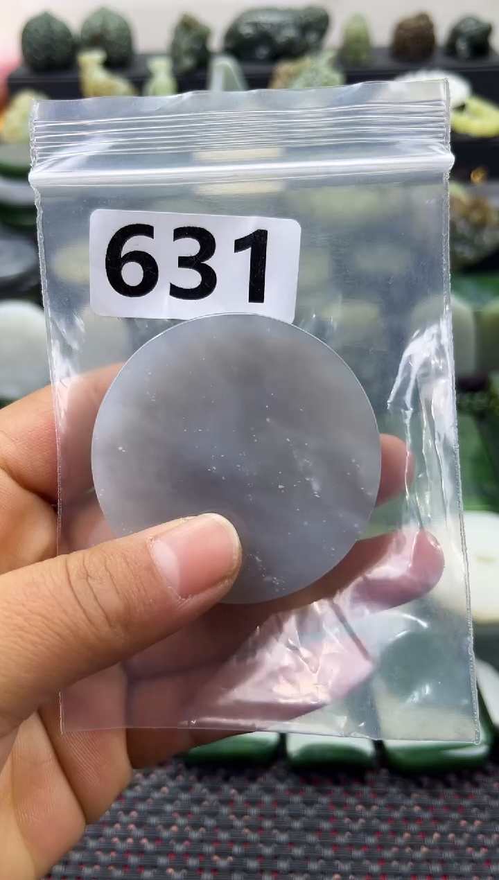 未镶嵌和田玉珠宝半成品镯芯