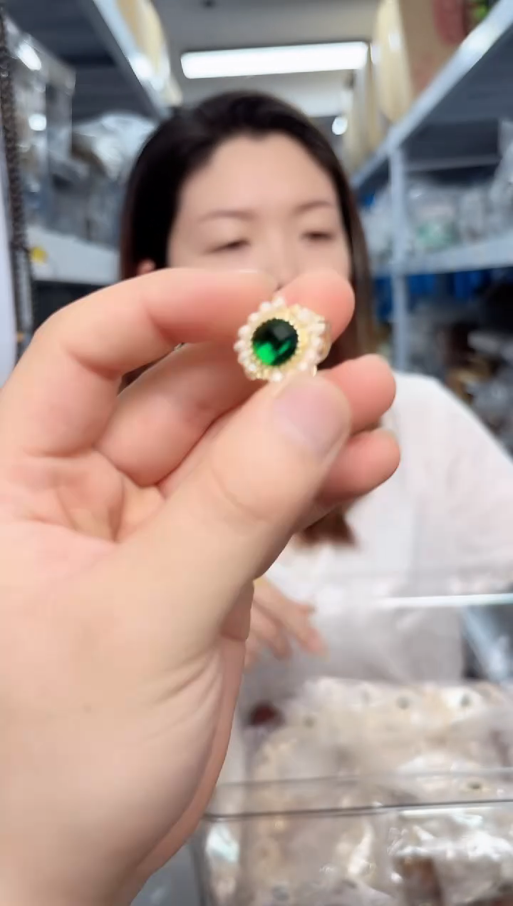 戒指未镶嵌淡水珍珠绿宝石戒指一个