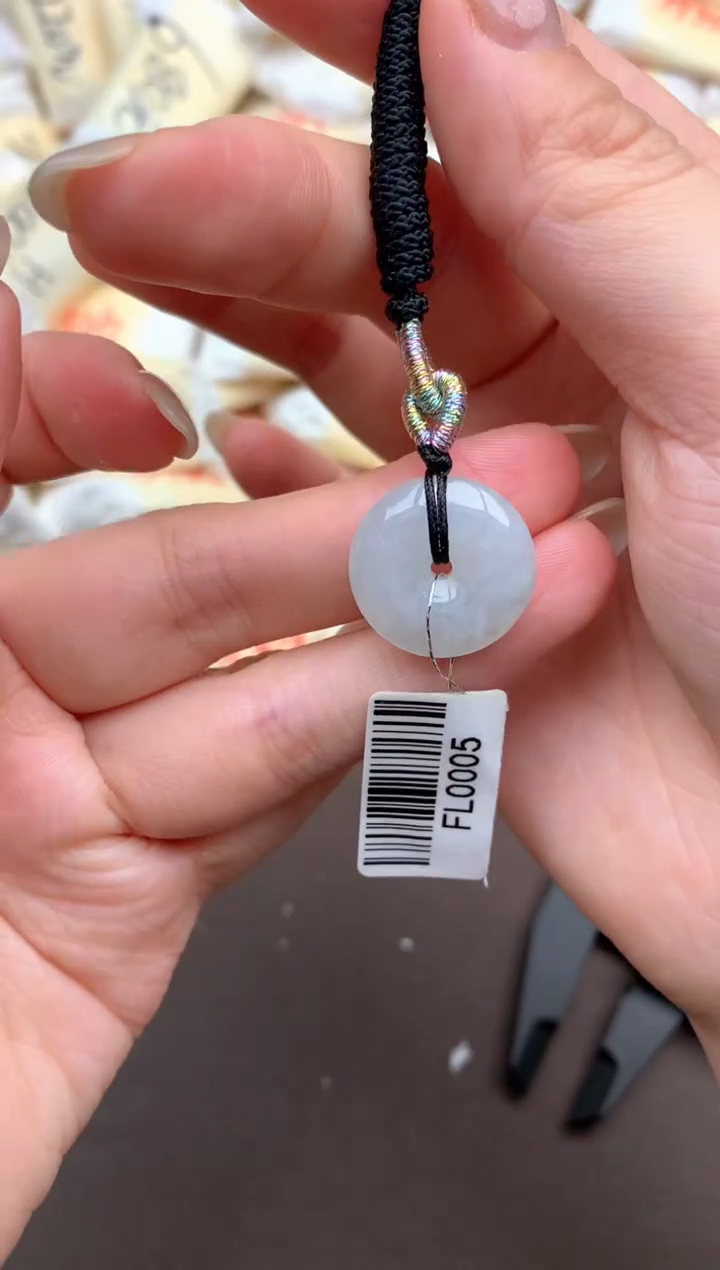 【闪购商品】翡翠挂件未镶嵌      一     