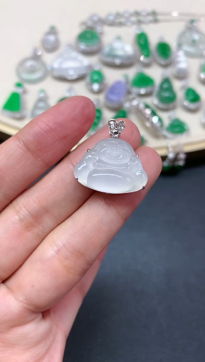 【闪购商品】翡翠吊坠(不含链)18K金镶嵌Q113|6980