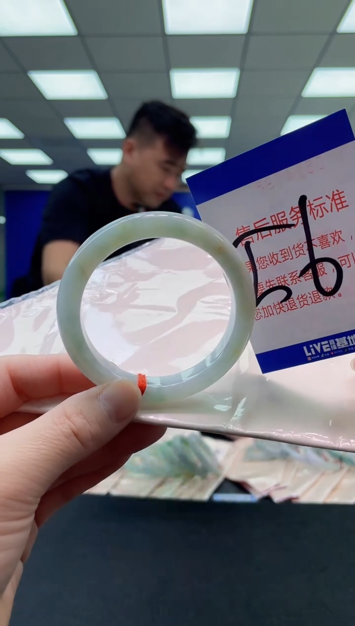 未镶嵌手镯翡翠AAAAAAAAAA