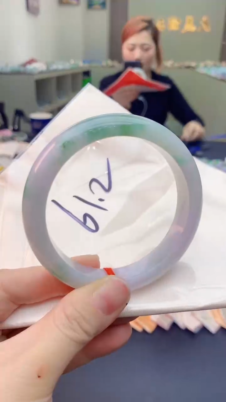 【闪购商品】翡翠手镯未镶嵌0213249585