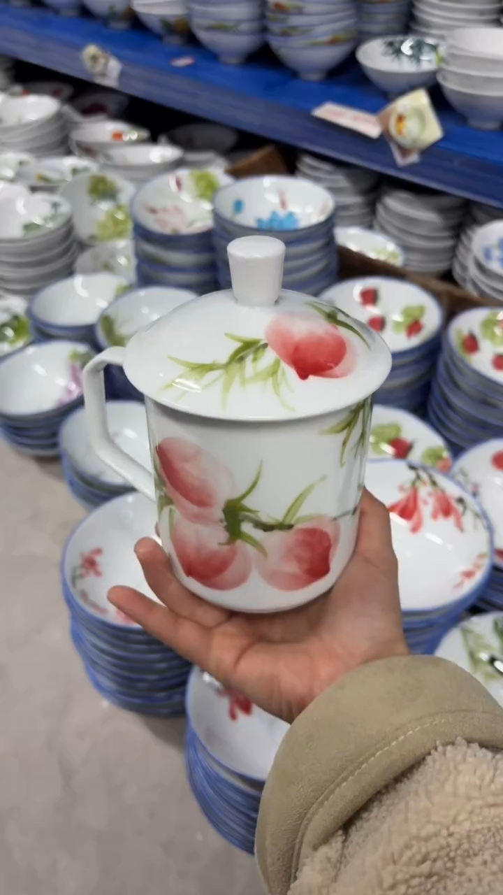 景德镇手绘釉中彩（食品级）带盖办公杯