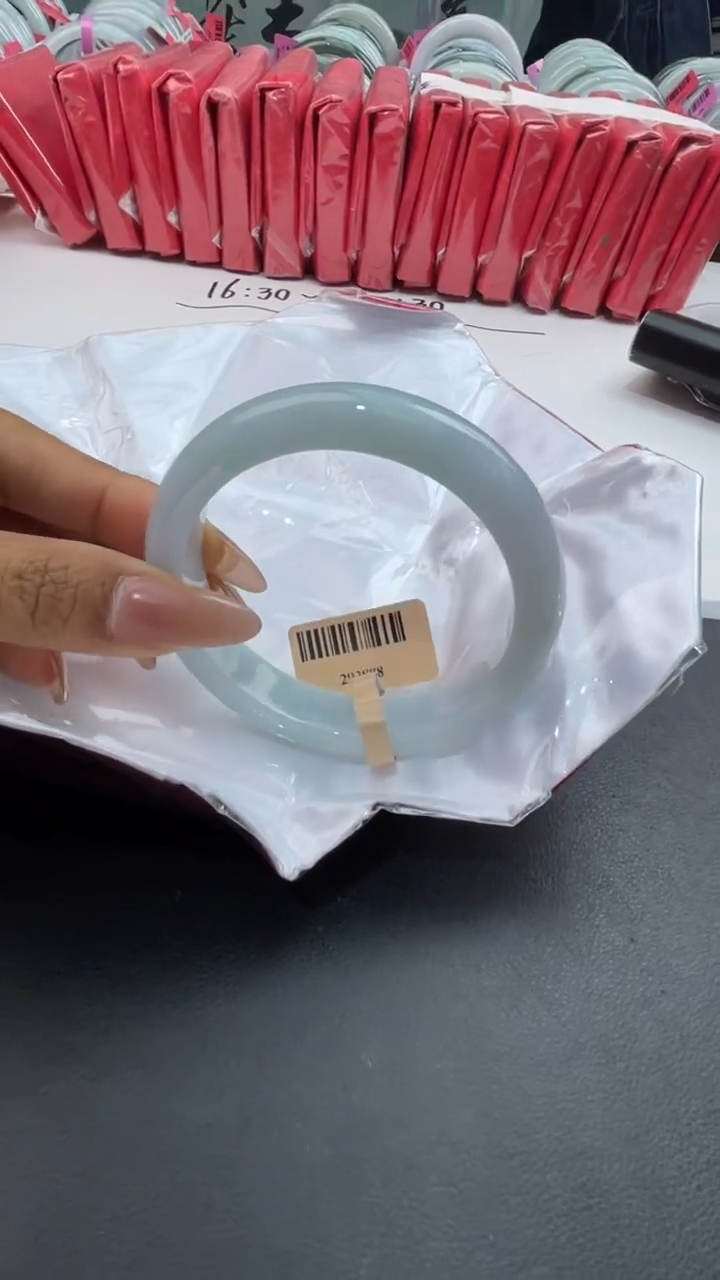 【闪购商品】翡翠手镯未镶嵌9翡翠手镯