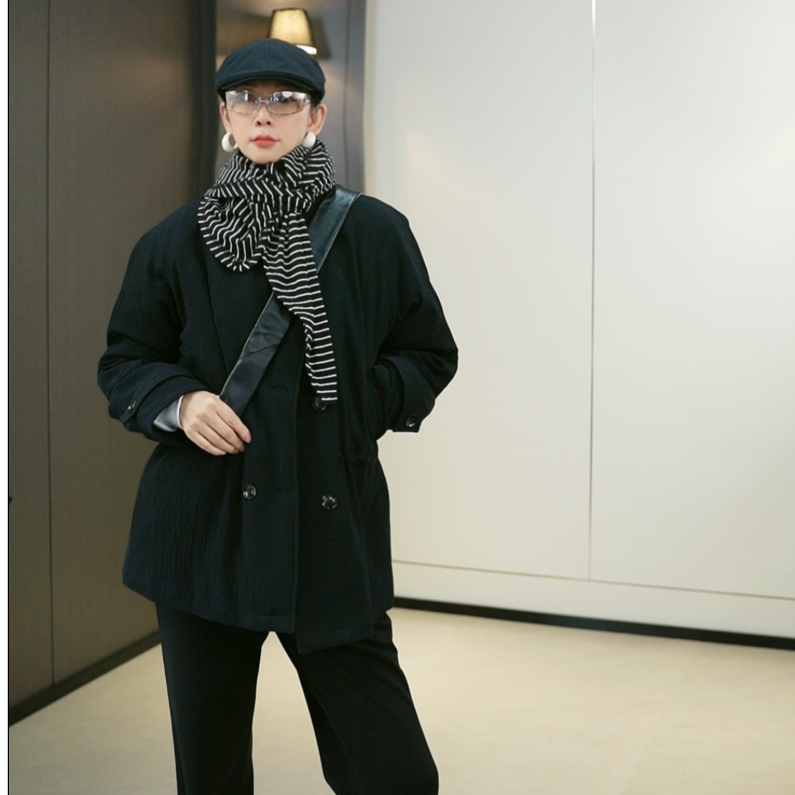 UWW2509073秋冬新款简约「织光旧梦」复古双排扣百搭棉服时尚潮流