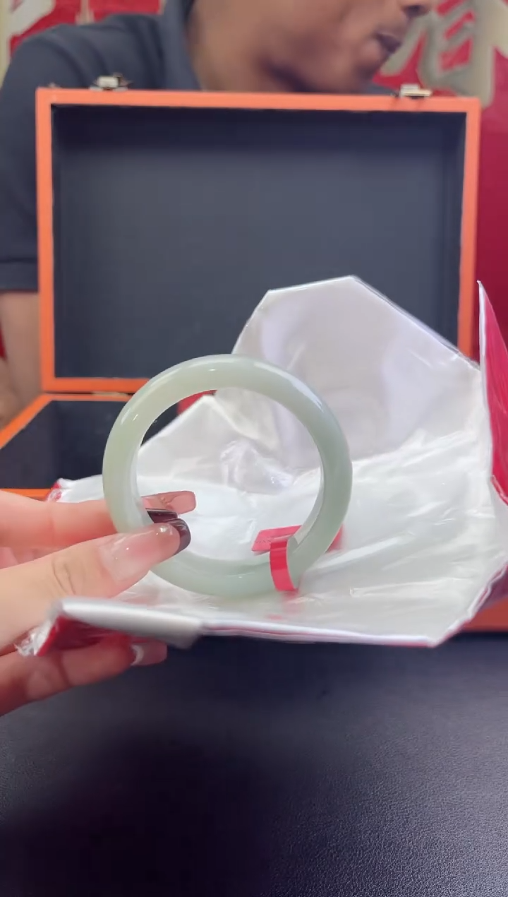 【闪购商品】翡翠手镯未镶嵌翡翠手镯16