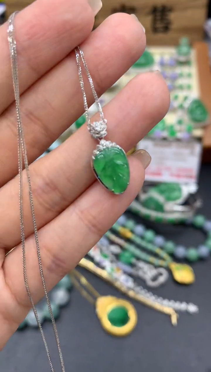 【闪购商品】翡翠颈饰18K金镶嵌309-中国好珍宝