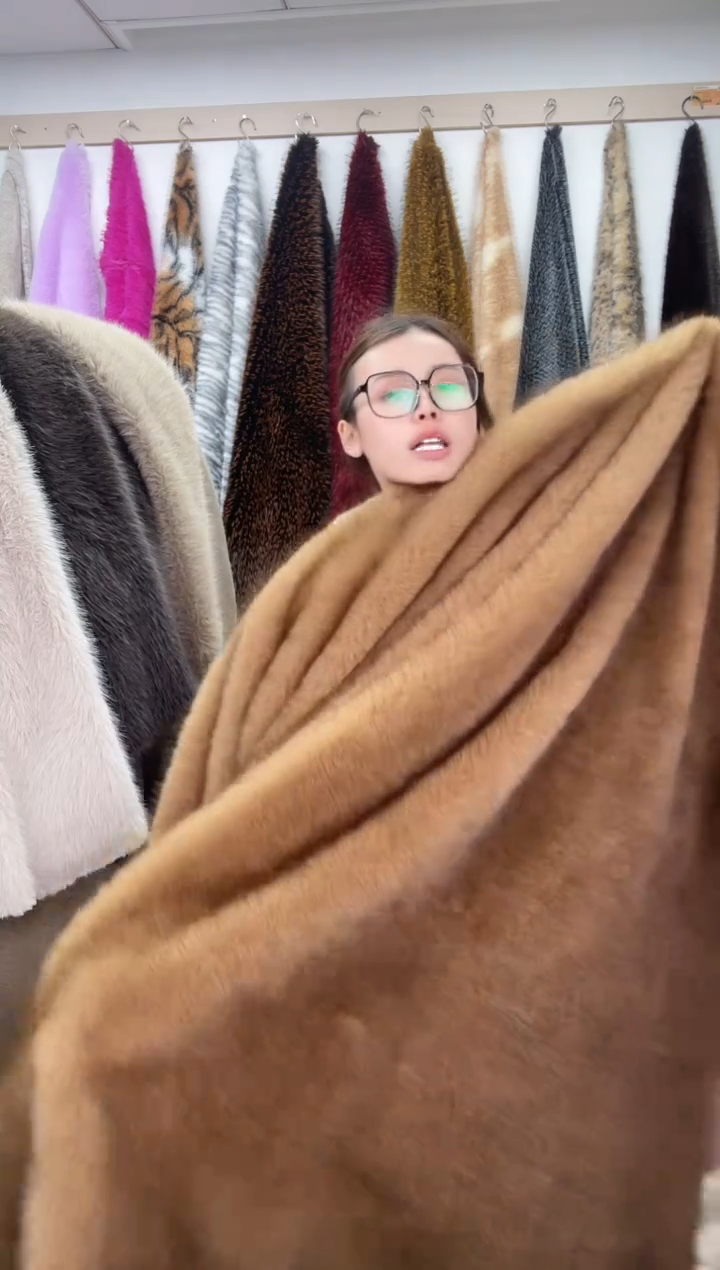 狐狸毛A75尺寸1.9*2