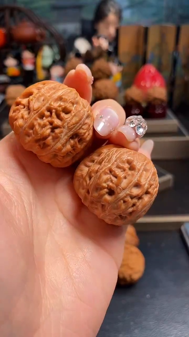 【闪购商品】文玩核桃吊坠B802平谷元宝40