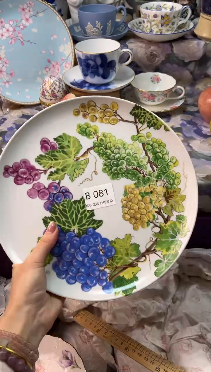 瓷片清**月瓷片瓷片          B 081