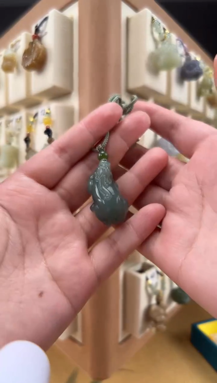 【闪购商品】和田玉颈饰未镶嵌貔貅吊坠