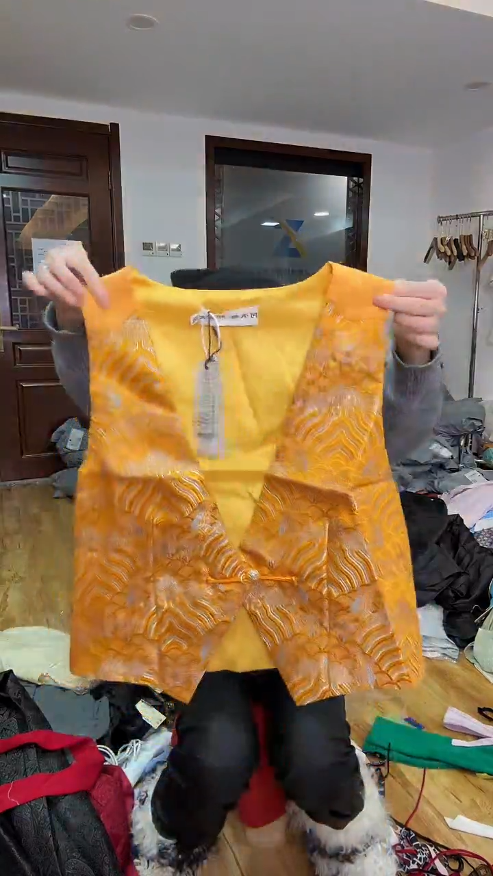 马甲 3XL码    135-145斤  