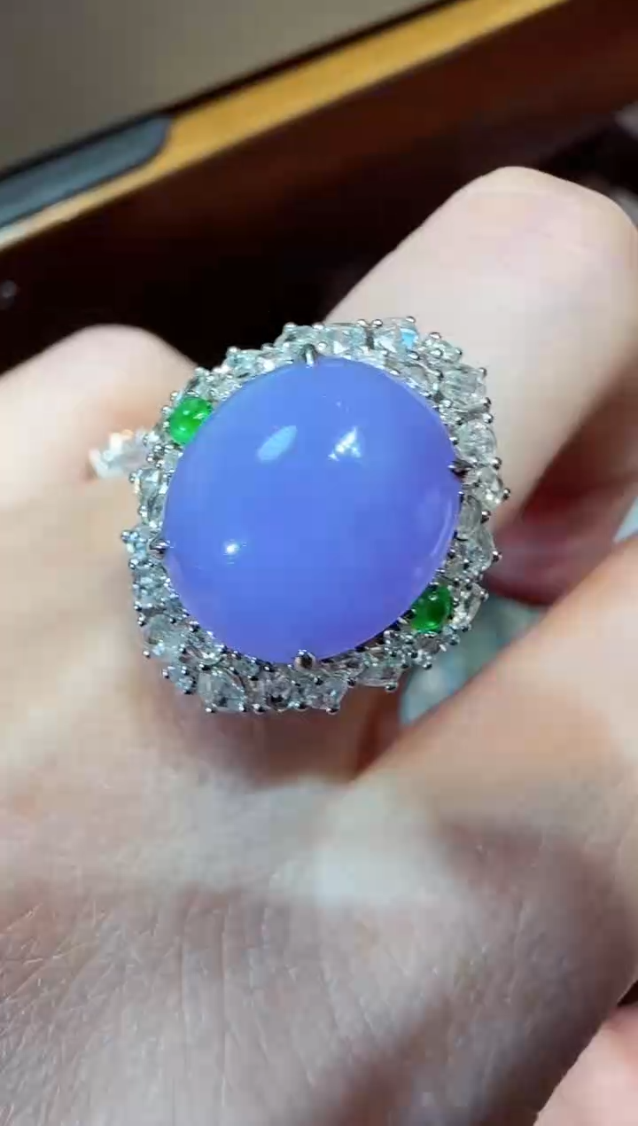 【闪购商品】翡翠戒指18K金镶嵌蛋面