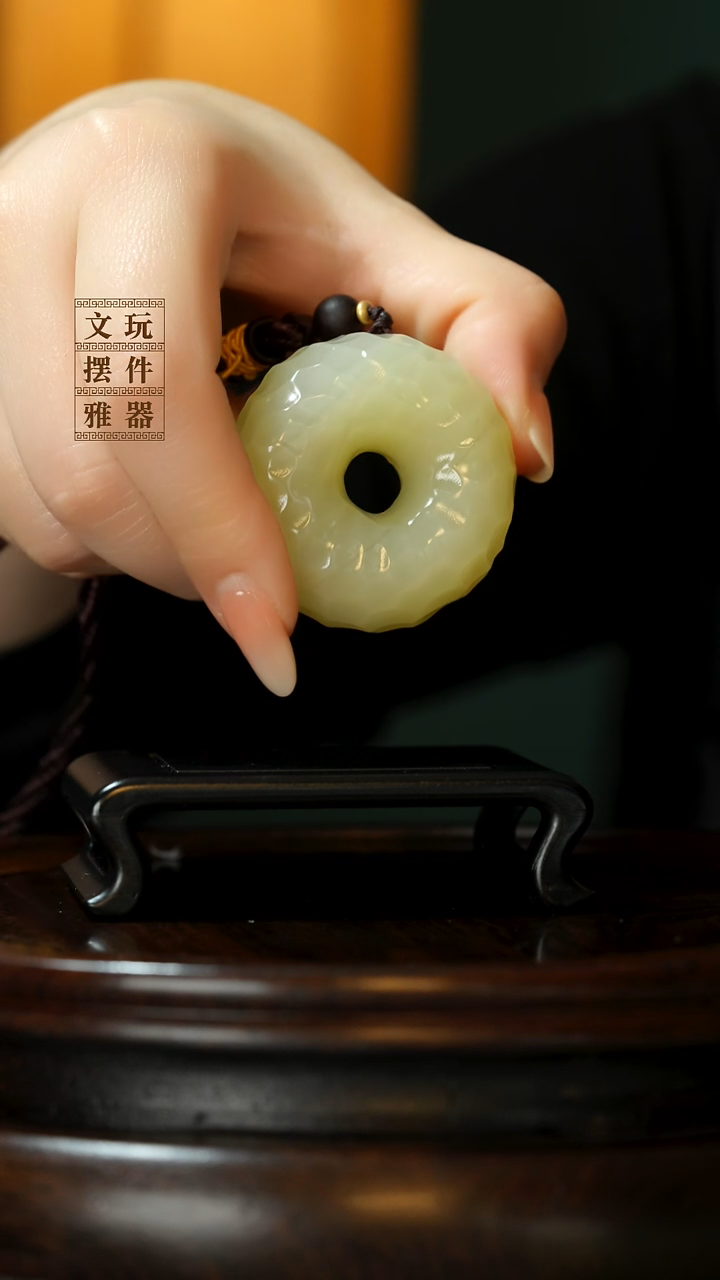 玉《平安扣》手把件摆件