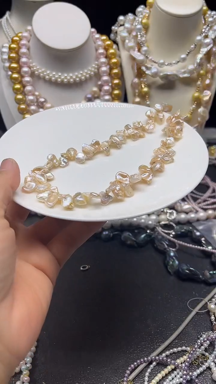 颈饰未镶嵌淡水珍珠多人