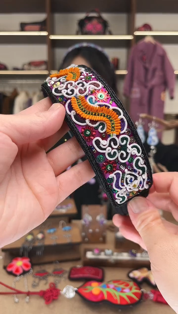 织绣A09黔东南苗族刺绣