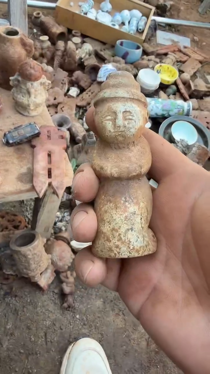 未镶嵌和田玉把件秦**子和田玉 把件