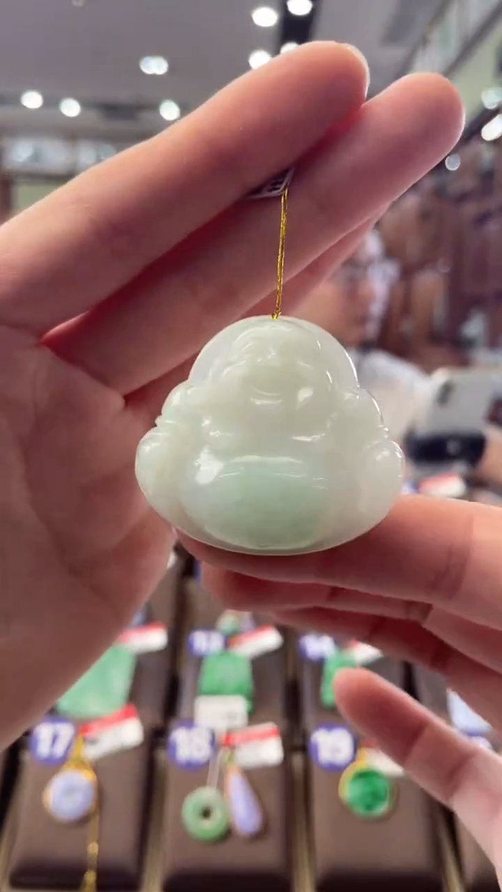 【闪购商品】翡翠颈饰未镶嵌佛公