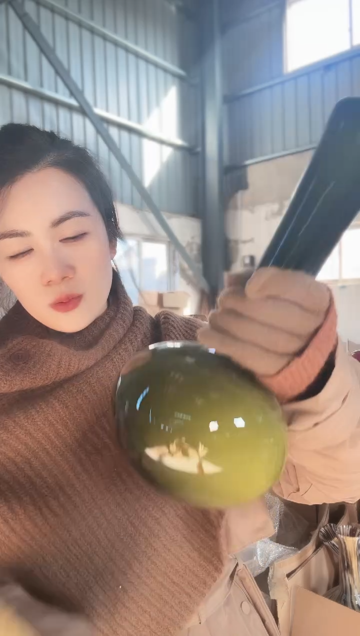 133直播玻璃花瓶