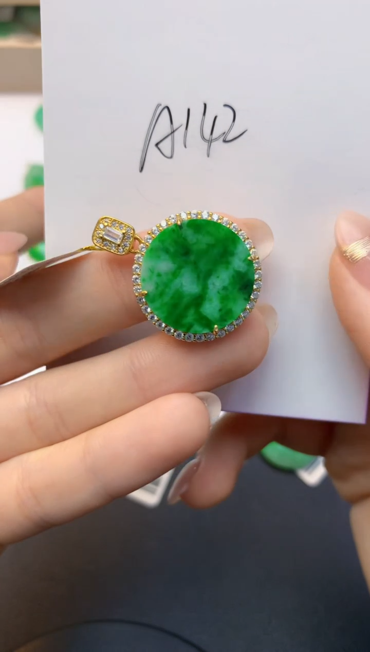 颈饰未镶嵌翡翠天然A货缅甸翡翠百元以上9元证书费自理