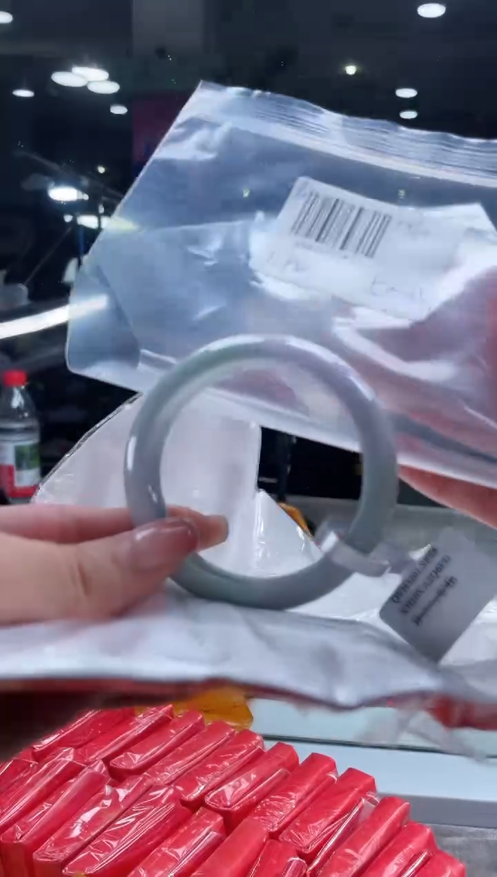 【闪购商品】翡翠手镯未镶嵌翡翠手镯