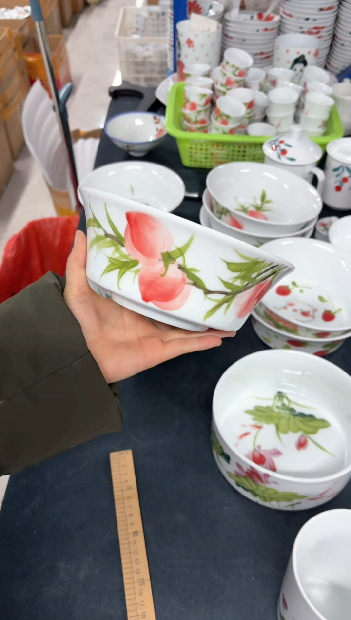 景德镇手绘釉中彩（食品级）马蹄面碗